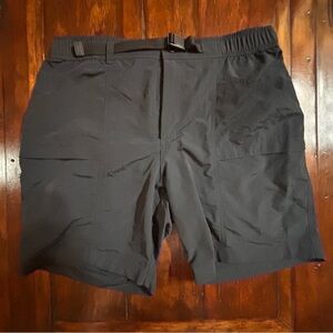 NWT Eddie Bauer Ripstop Tech Short black UPF 50+ adjustable belt